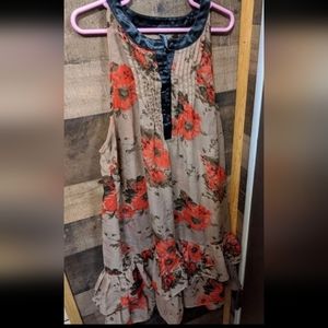 Women's Floral Top